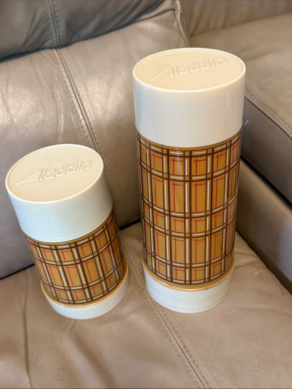 Two Aladdin thermoses excellent condition